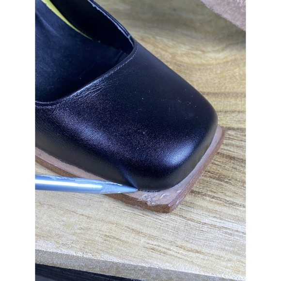 Manolita Womens Leather Shoes US size 6.5 Black Wood Heel Made In Brazil - Picture 9 of 10